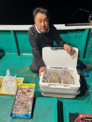 アカイカ(ケンサキイカ)・スルメイカ