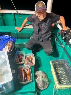 アカイカ(ケンサキイカ)