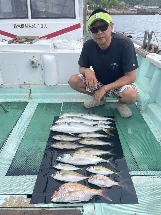 マダイ・マアジ・ツバス(ブリ)・メジロ(ブリ)・イサキ・マサバ