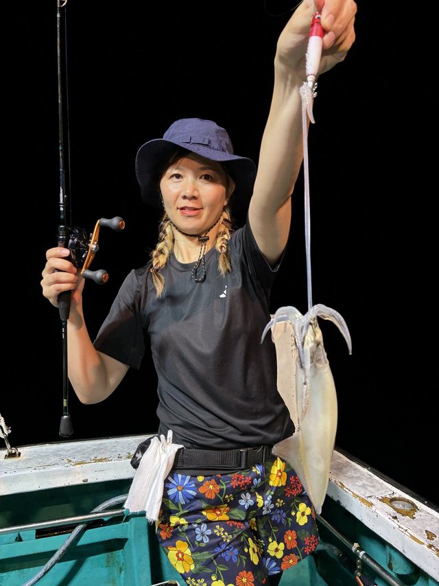 アカイカ(ケンサキイカ)