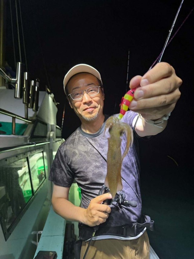 イカ(ケンサキイカ)