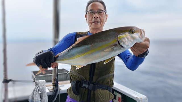 ネイリ(カンパチ)