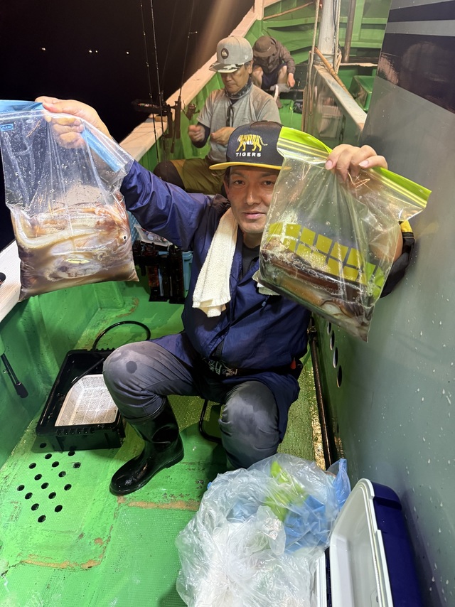 アカイカ(ケンサキイカ)・スルメイカ