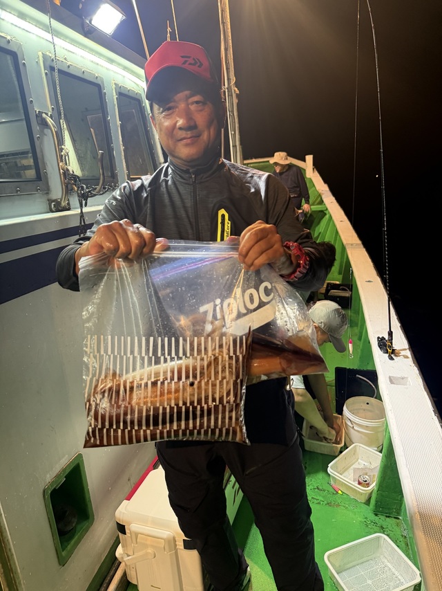 アカイカ(ケンサキイカ)・スルメイカ