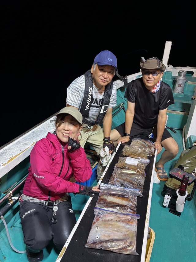 アカイカ(ケンサキイカ)