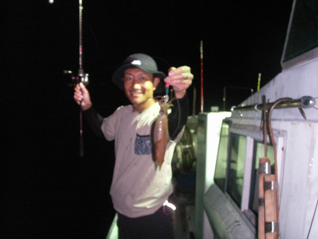 シロイカ(ケンサキイカ)