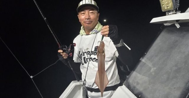 アカイカ(ケンサキイカ)