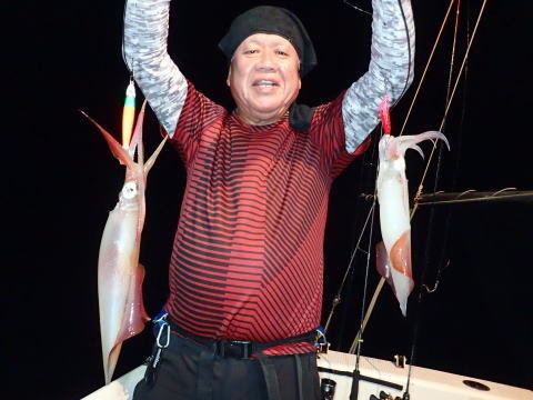 シロイカ(ケンサキイカ)