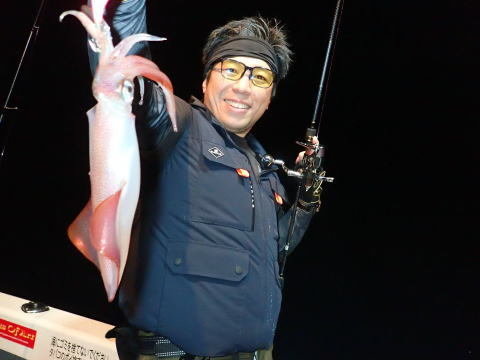 シロイカ(ケンサキイカ)