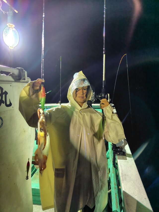 シロイカ(ケンサキイカ)