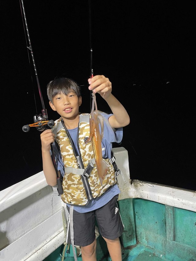 アカイカ(ケンサキイカ)