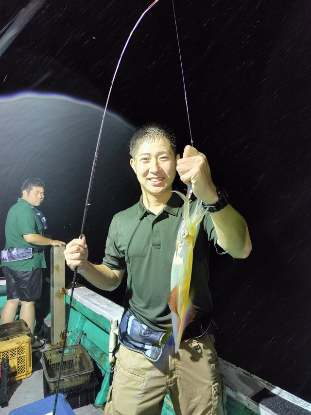 シロイカ(ケンサキイカ)