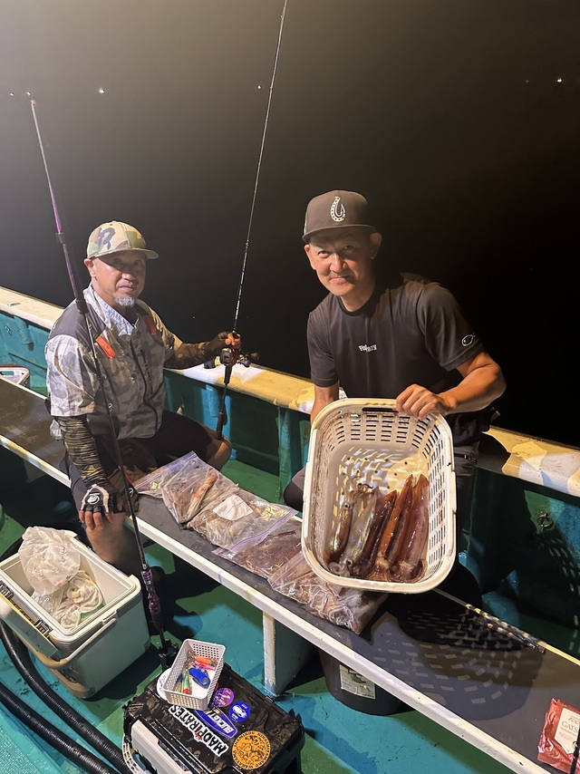 アカイカ(ケンサキイカ)