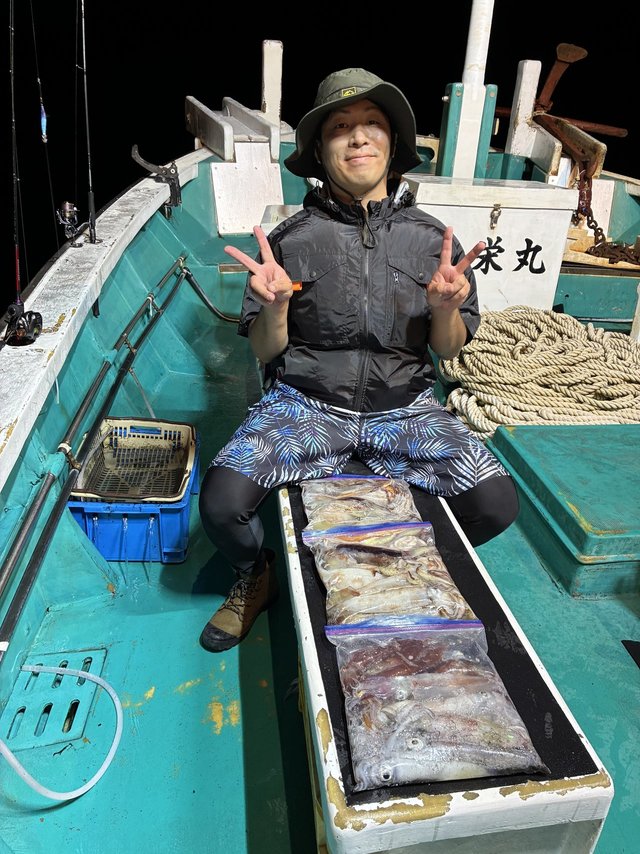 アカイカ(ケンサキイカ)