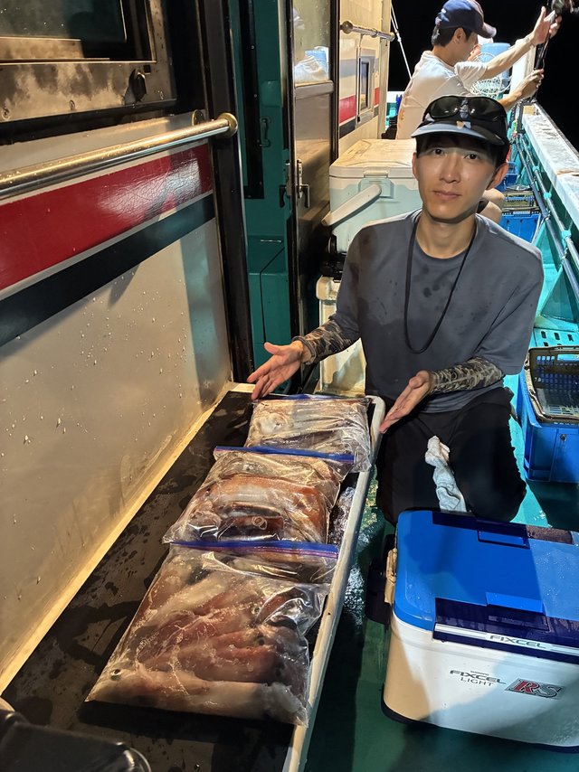 アカイカ(ケンサキイカ)