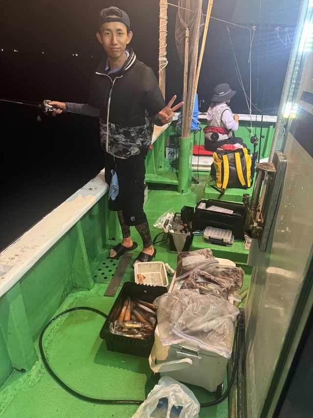 アカイカ(ケンサキイカ)・スルメイカ