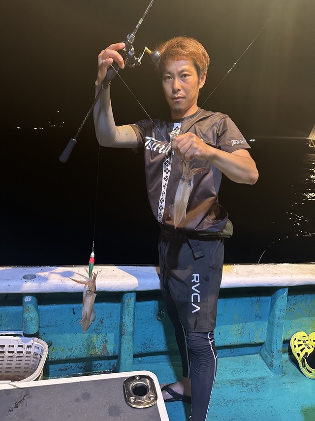 アカイカ(ケンサキイカ)