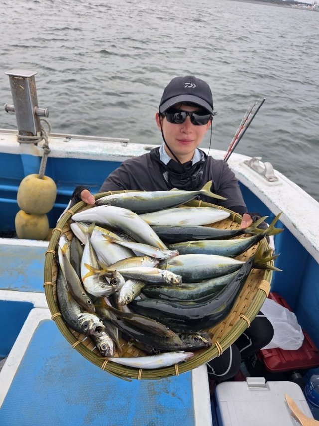 アジ(マアジ)・ワカシ(ブリ)・サバ(マサバ)