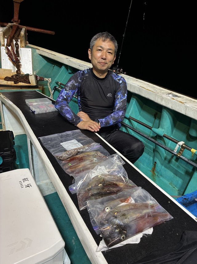 アカイカ(ケンサキイカ)