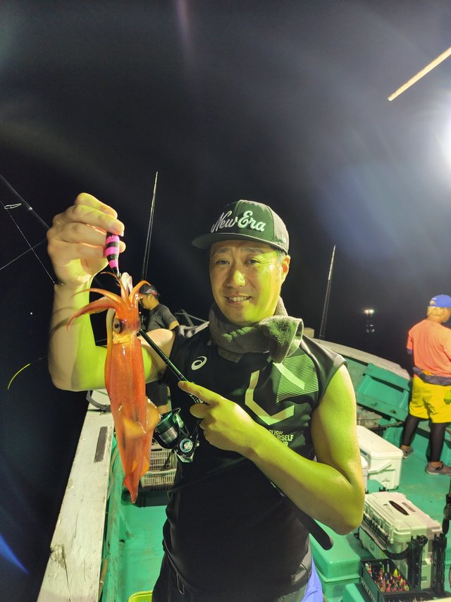 シロイカ(ケンサキイカ)