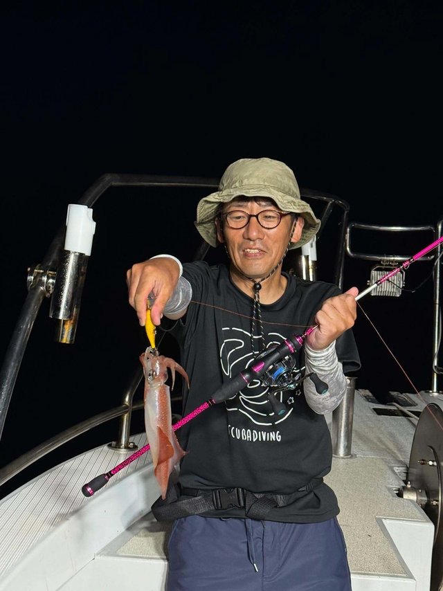 イカ(ケンサキイカ)