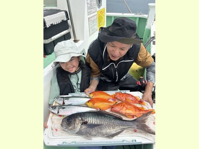 シキシマハナダイ・メダイ・アヤメカサゴ・サバ(ゴマサバ)