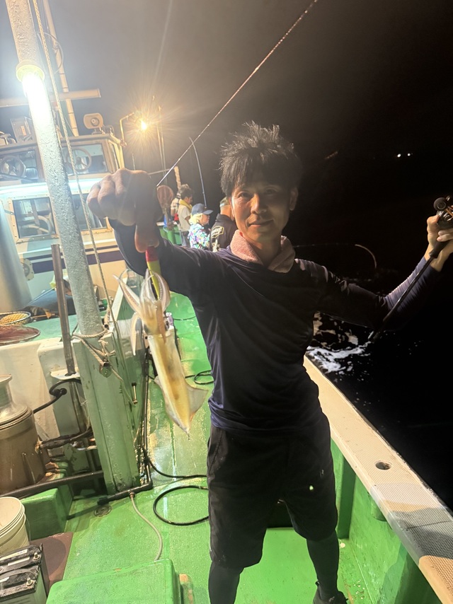 アカイカ(ケンサキイカ)