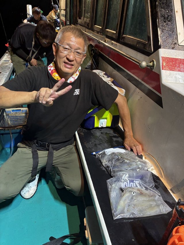 アカイカ(ケンサキイカ)