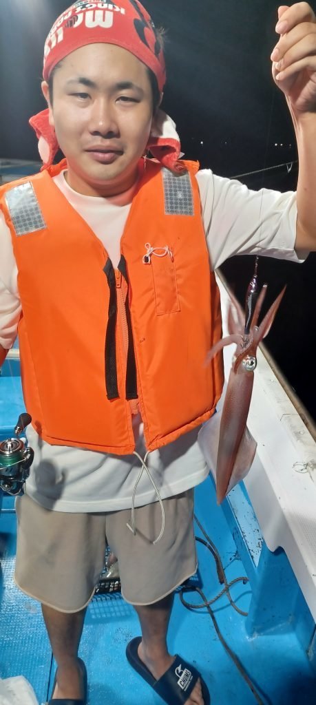 シロイカ(ケンサキイカ)