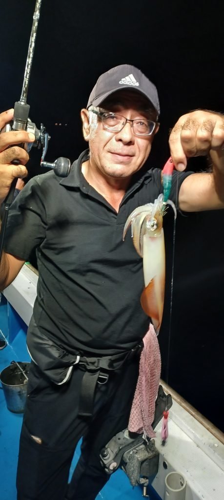 シロイカ(ケンサキイカ)