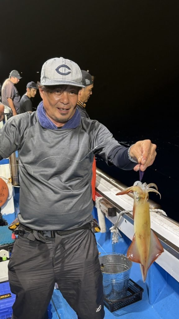 シロイカ(ケンサキイカ)