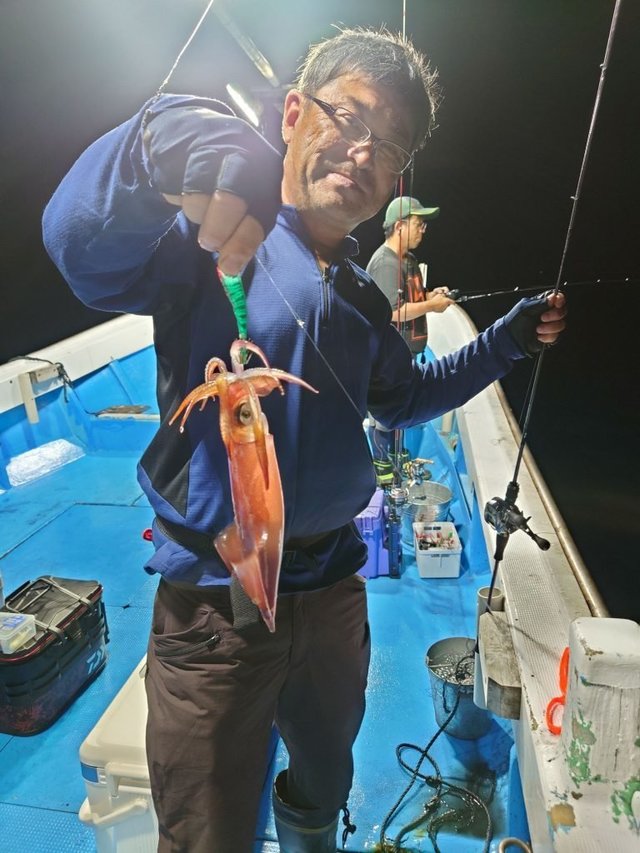 シロイカ(ケンサキイカ)