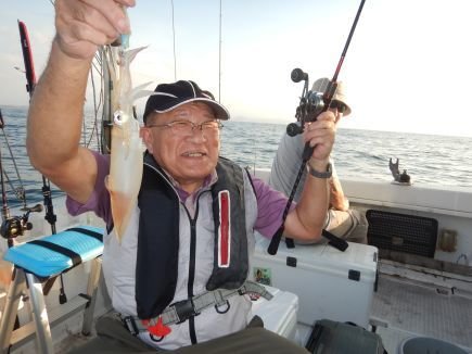 シロイカ(ケンサキイカ)