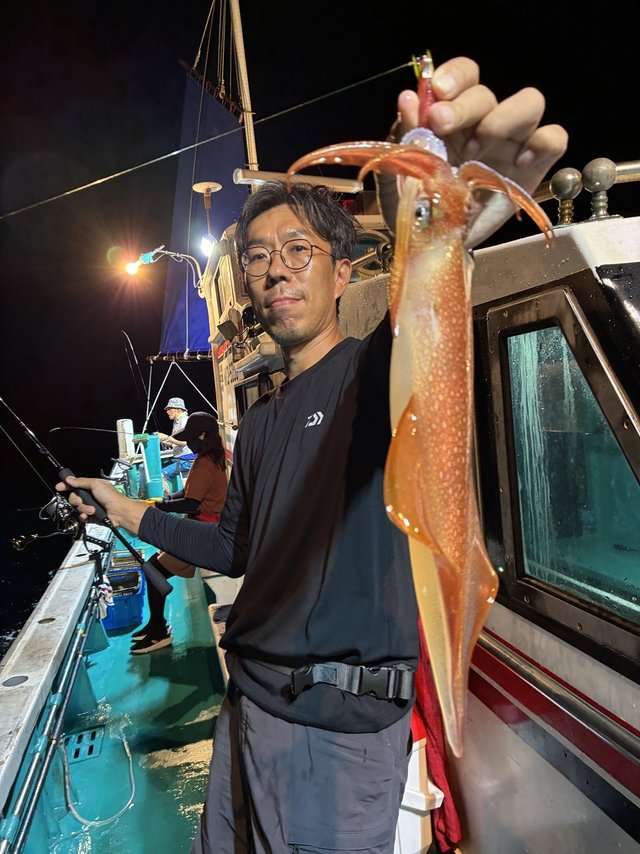 アカイカ(ケンサキイカ)