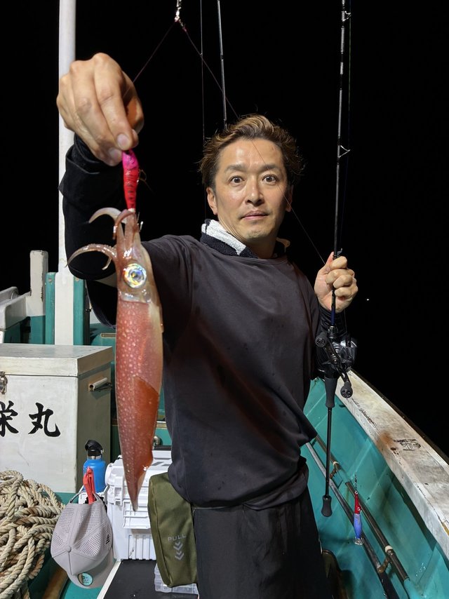 アカイカ(ケンサキイカ)