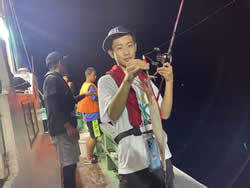 アカイカ(ケンサキイカ)