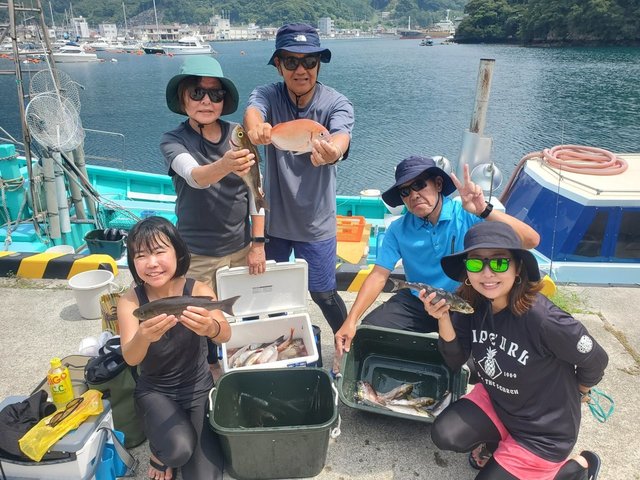 ハナダイ(チダイ)・アジ(マアジ)・イサキ