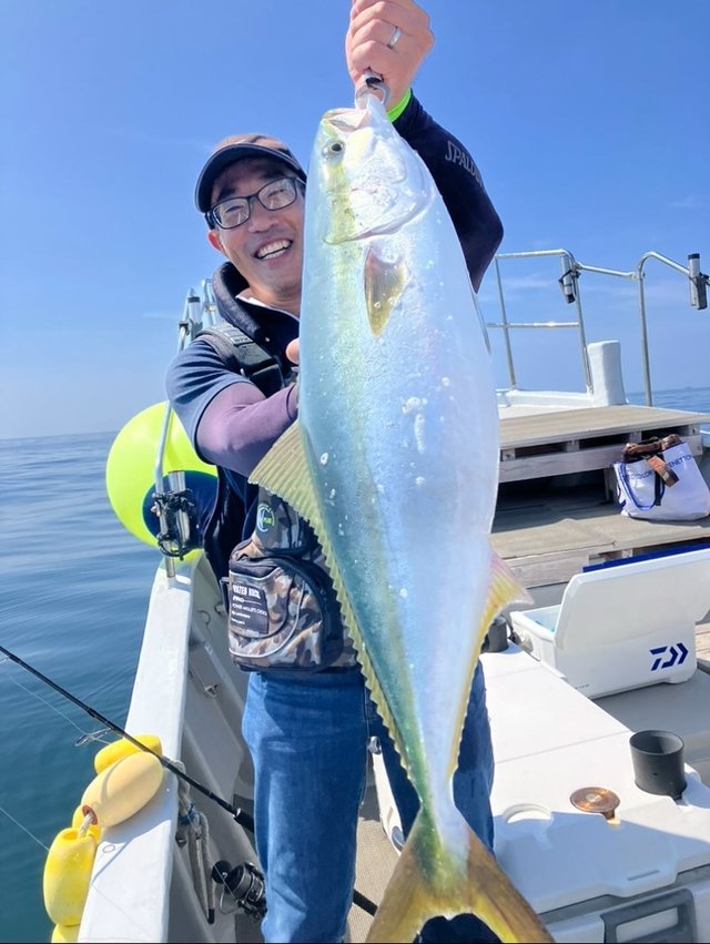 ヒレナガカンパチ