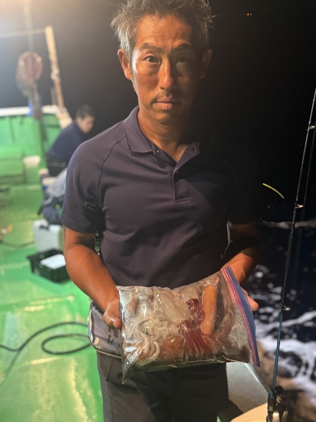 アカイカ(ケンサキイカ)・スルメイカ