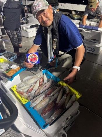 マイカ(ケンサキイカ)