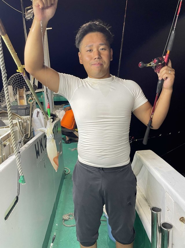 アカイカ(ケンサキイカ)