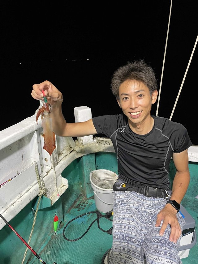 アカイカ(ケンサキイカ)