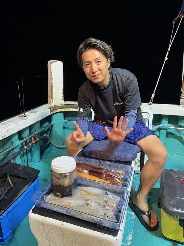 アカイカ(ケンサキイカ)