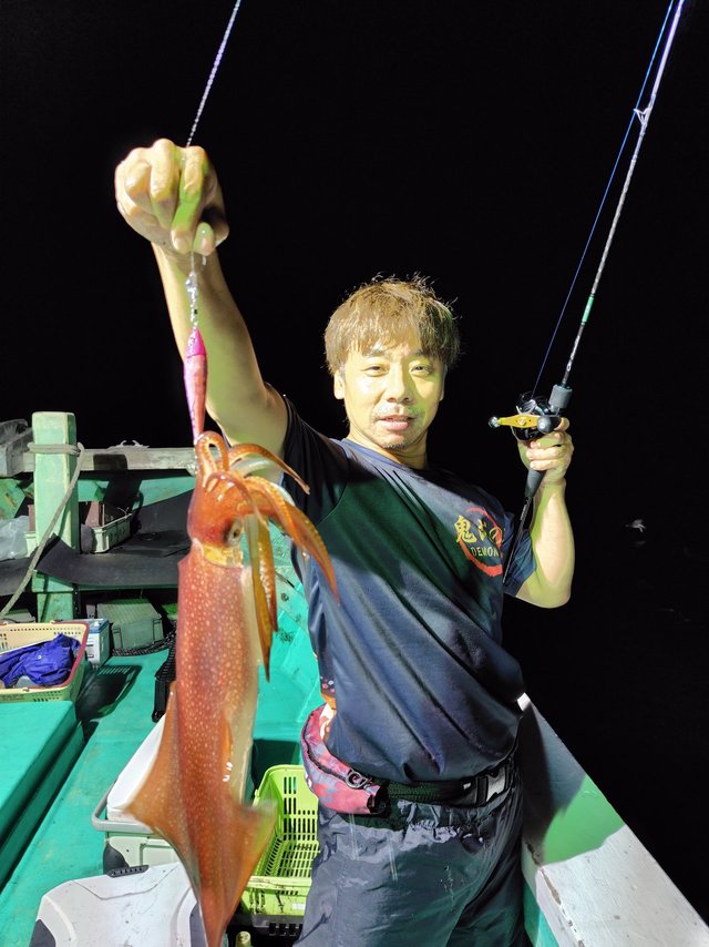 シロイカ(ケンサキイカ)