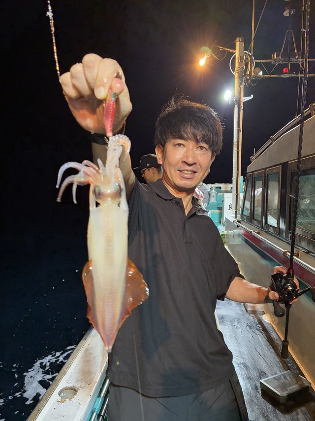 アカイカ(ケンサキイカ)