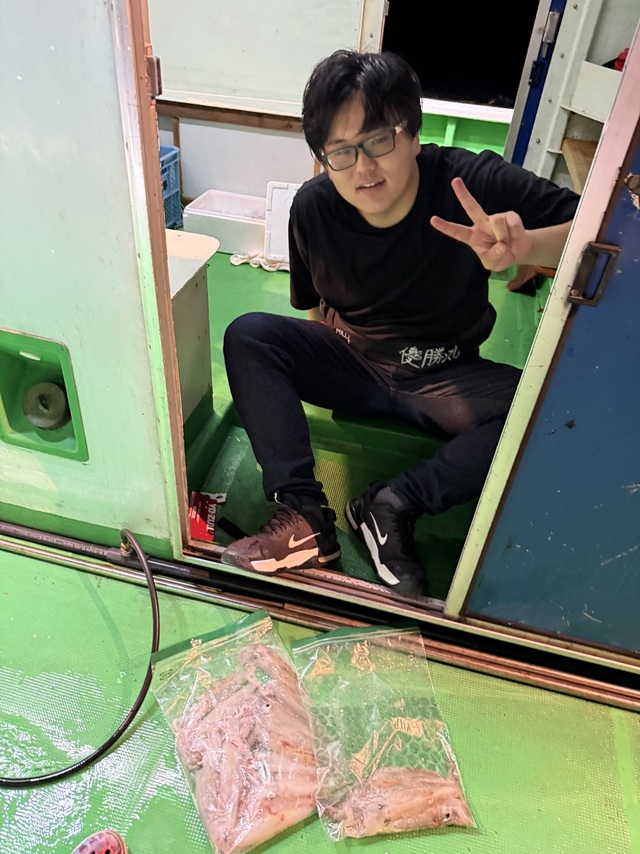 アカイカ(ケンサキイカ)