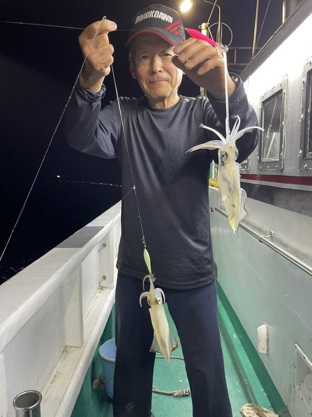 アカイカ(ケンサキイカ)