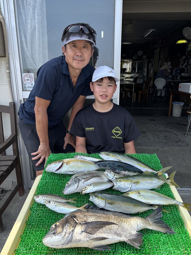 クロダイ・アジ(マアジ)・ワカシ(ブリ)