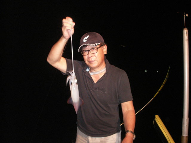 シロイカ(ケンサキイカ)