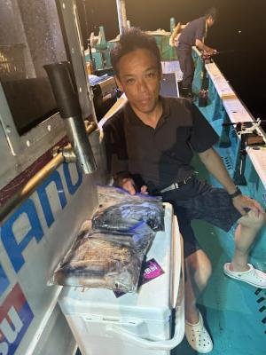 アカイカ(ケンサキイカ)・スルメ(スルメイカ)